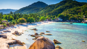 Thailand Koh Samui Crystal Beach Foto iStock Tupikov.jpg